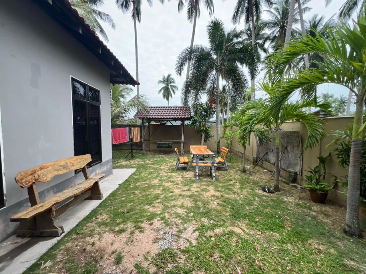 Relaxs Homestay コタバル エクステリア 写真