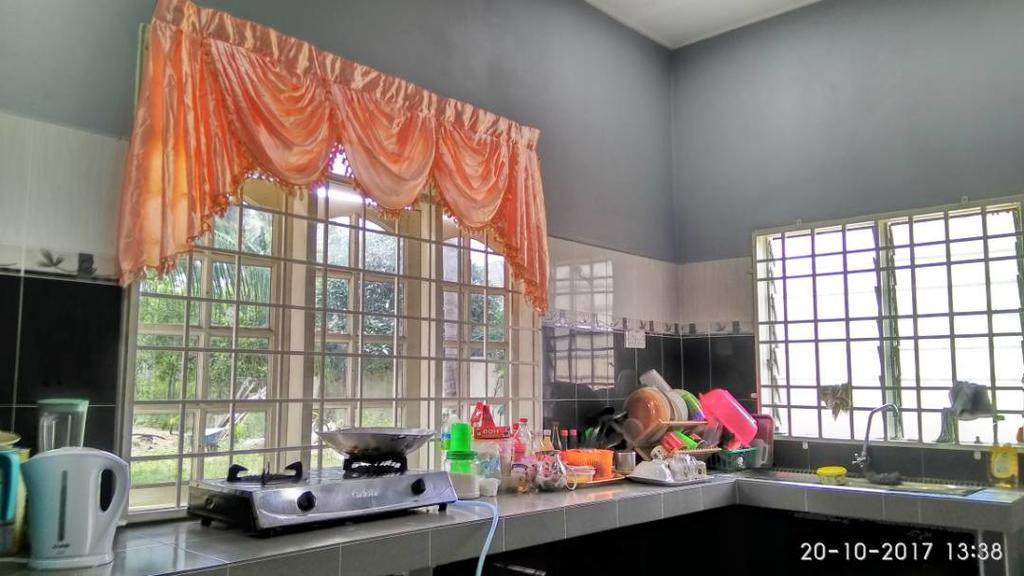 Relaxs Homestay コタバル エクステリア 写真